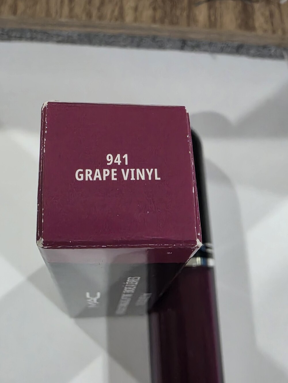 MAC Lustreglass Stainglass Lip Tint Grape vinyl. BNIB ๐ฅNew๐ฅ - Picture 4 of 5